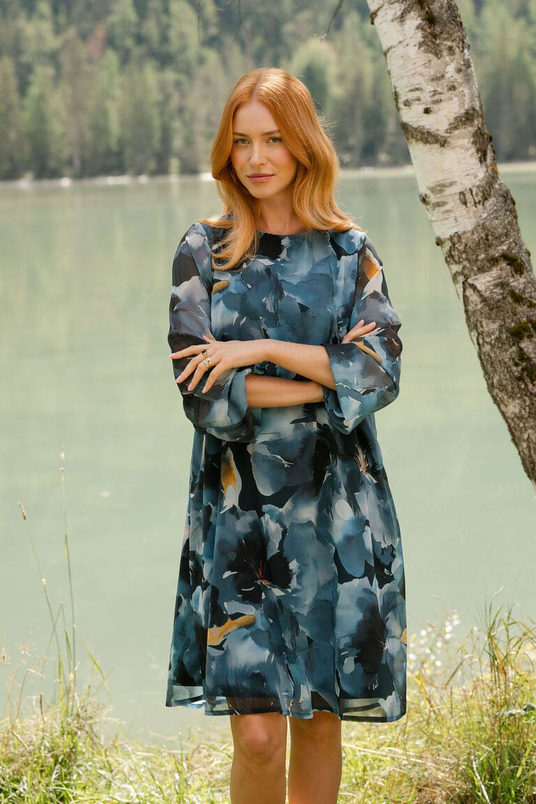 Nakoa Ava Mekko Blue Iris