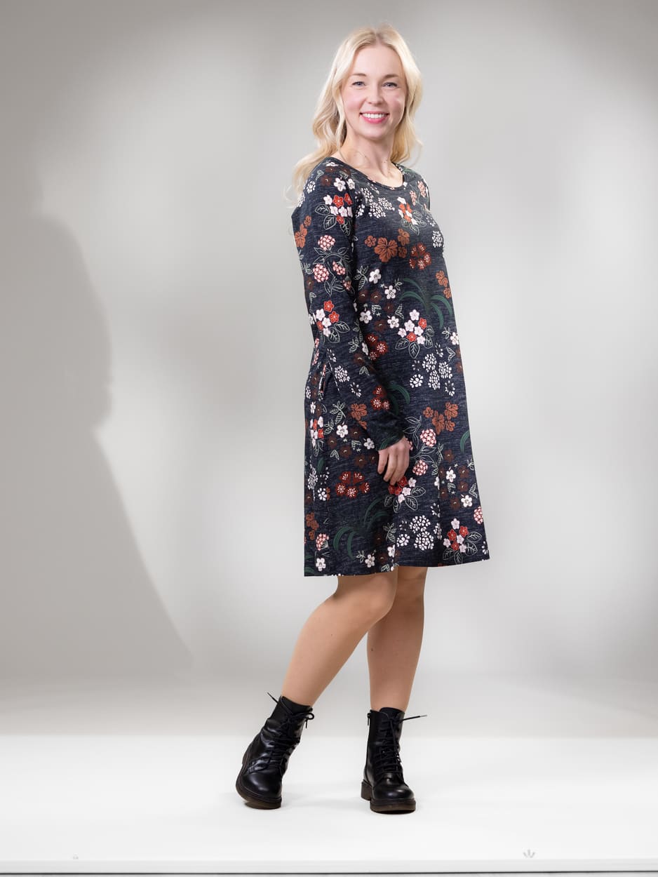 Versonpuoti Verso Mekko Mökillä musta/ruoste/viini